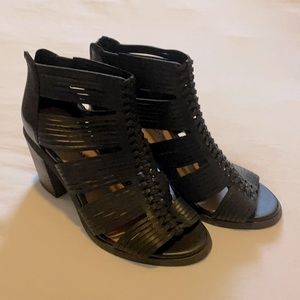 NWT Lucky Brand Black Leather Sandals